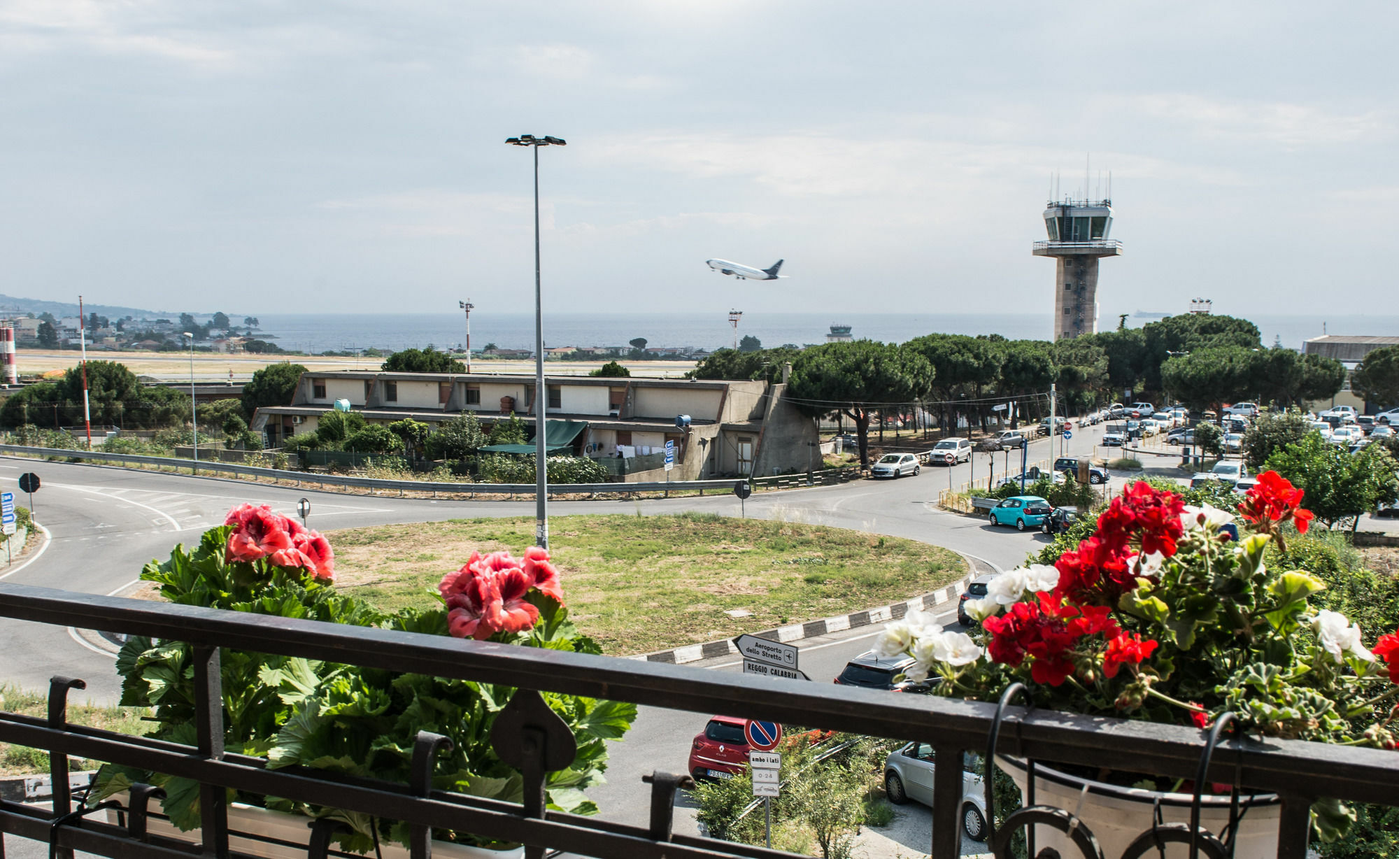 Airport House B&B レッジョ・ディ・カラブリア エクステリア 写真